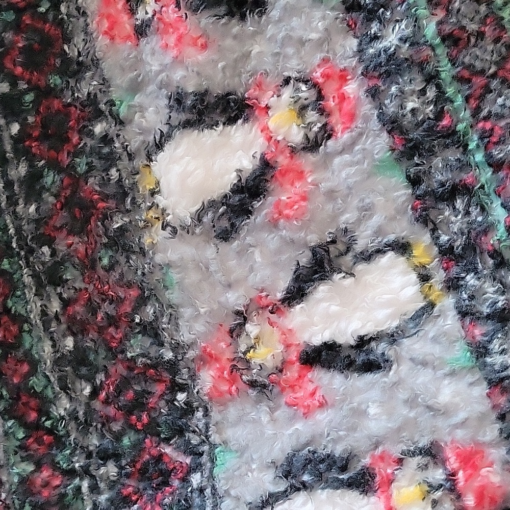 🌺3 for $10 No Boundaries Fuzzy Christmas Penguins Sweater - Picture 5 of 7
